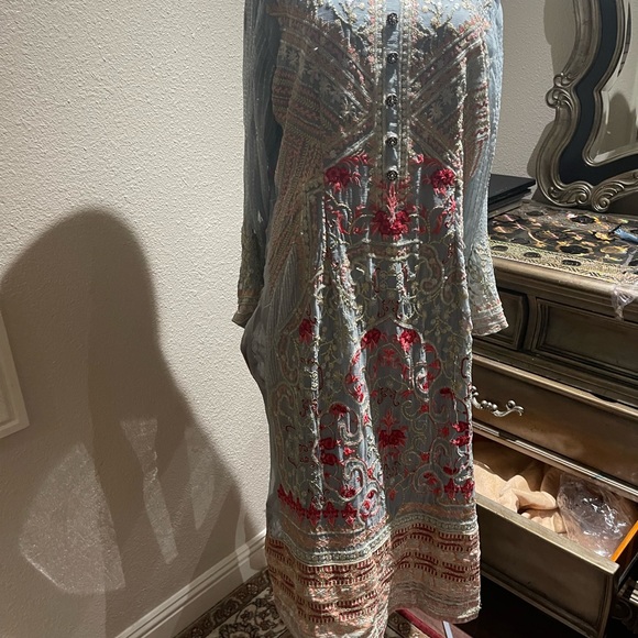 Pakistani branded dress - Picture 9 of 16